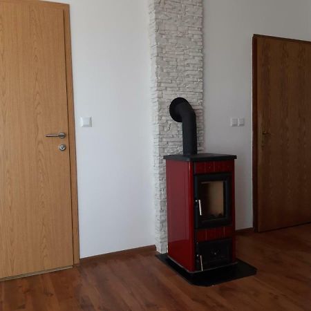 Apartman Igy Vinkuran Exterior photo