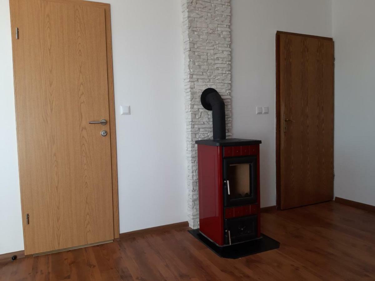 Apartman Igy Vinkuran Exterior photo
